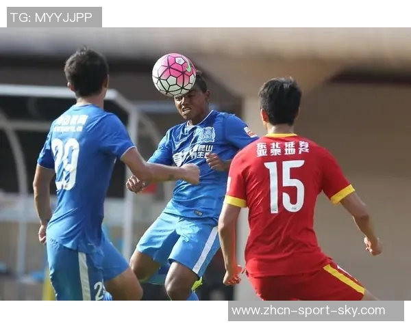 广州富力主场迎战长春亚泰全力争胜展现球队实力与斗志